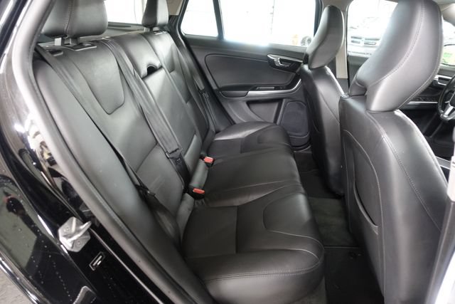 Used 2015 Volvo V60 T5 Platinum w/ Climate Package AWD/4WD image 23