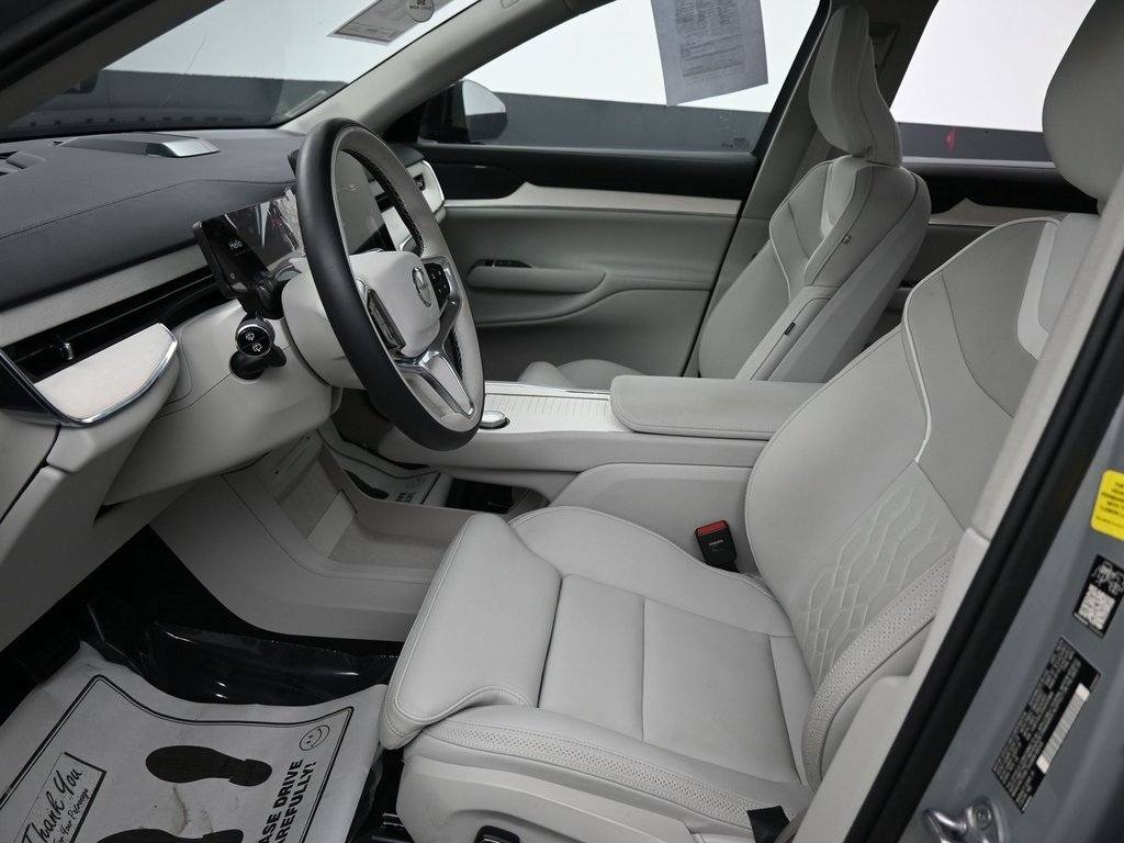 Used 2025 Volvo EX90 Ultra image 21