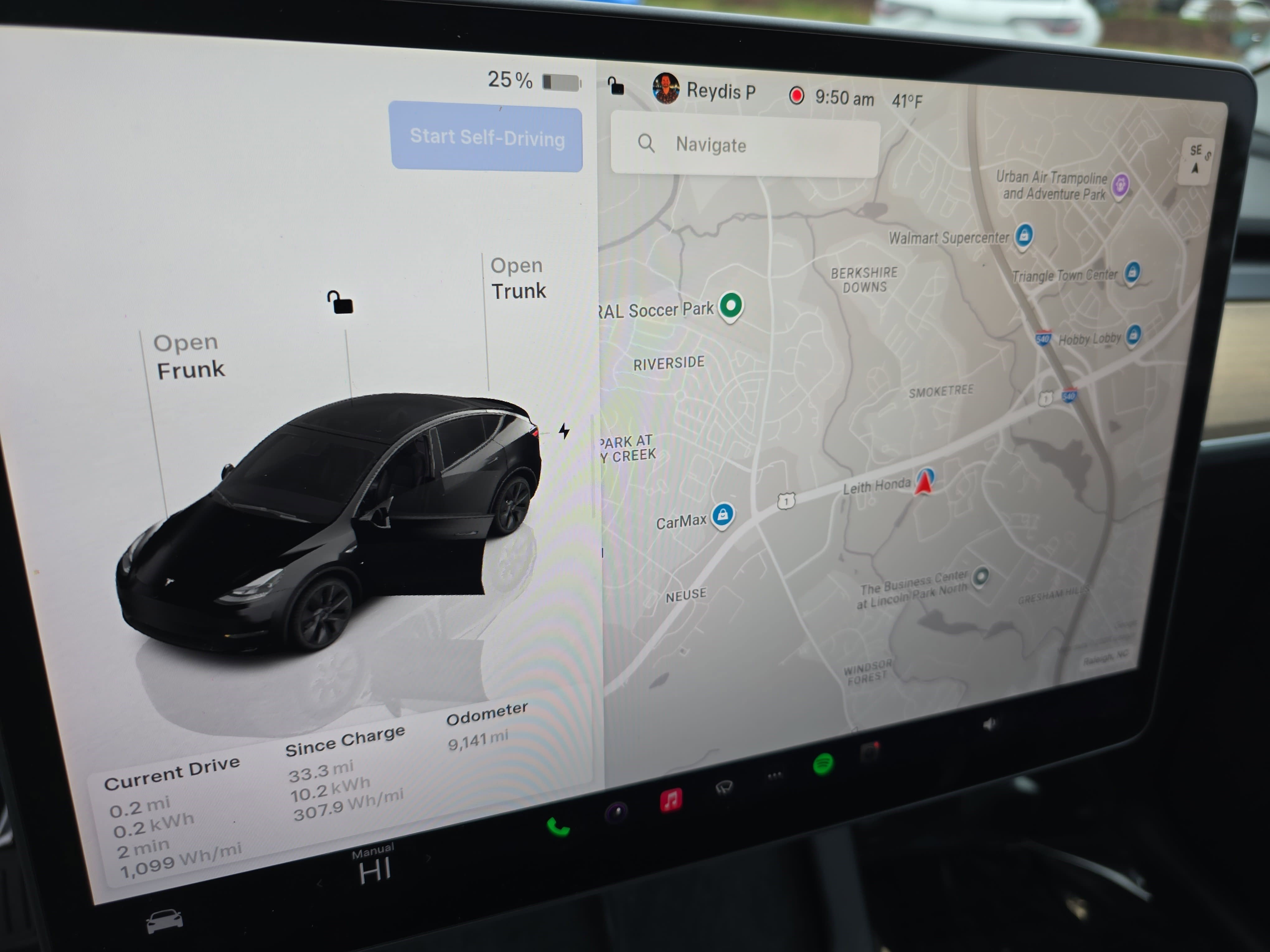 Used 2025 Tesla Model Y Long Range image 22