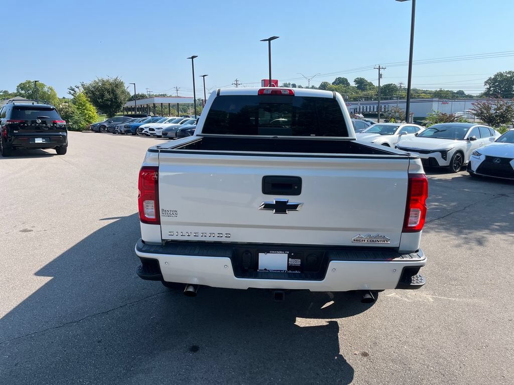 Used 2017 Chevrolet Silverado 1500 High Country AWD/4WD image 7