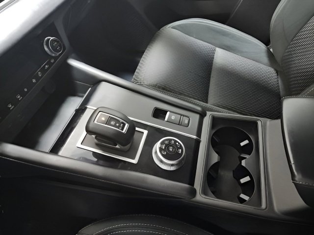 Used 2022 Mitsubishi Outlander ES image 29