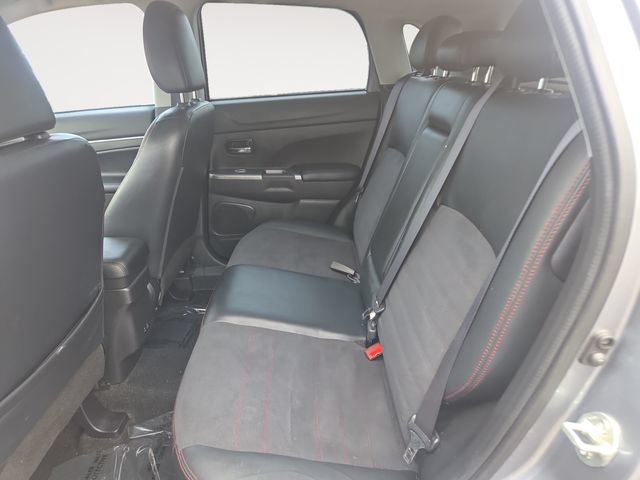 Used 2022 Mitsubishi Outlander Sport SE FWD image 14