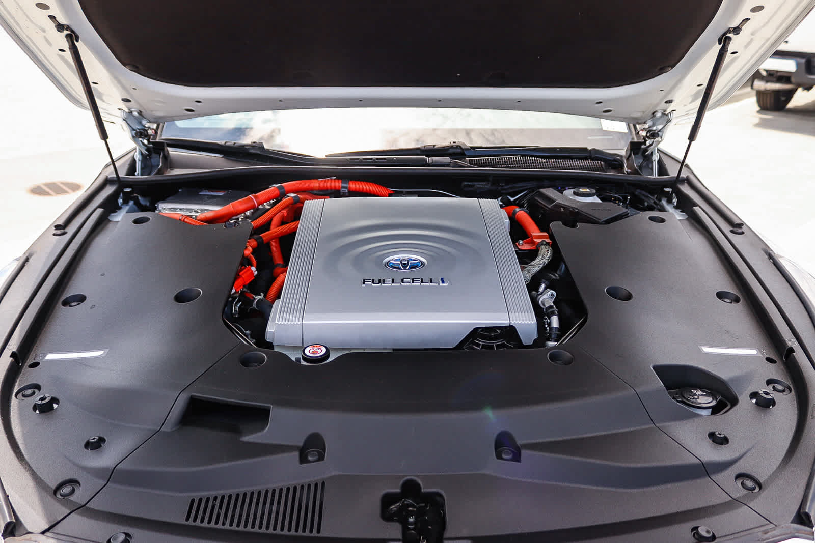 Used 2022 Toyota Mirai w/ Advanced Technology Package RWD image 28