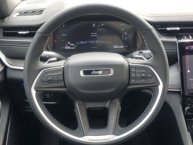 Used 2025 Jeep Grand Cherokee Limited 4xe image 31