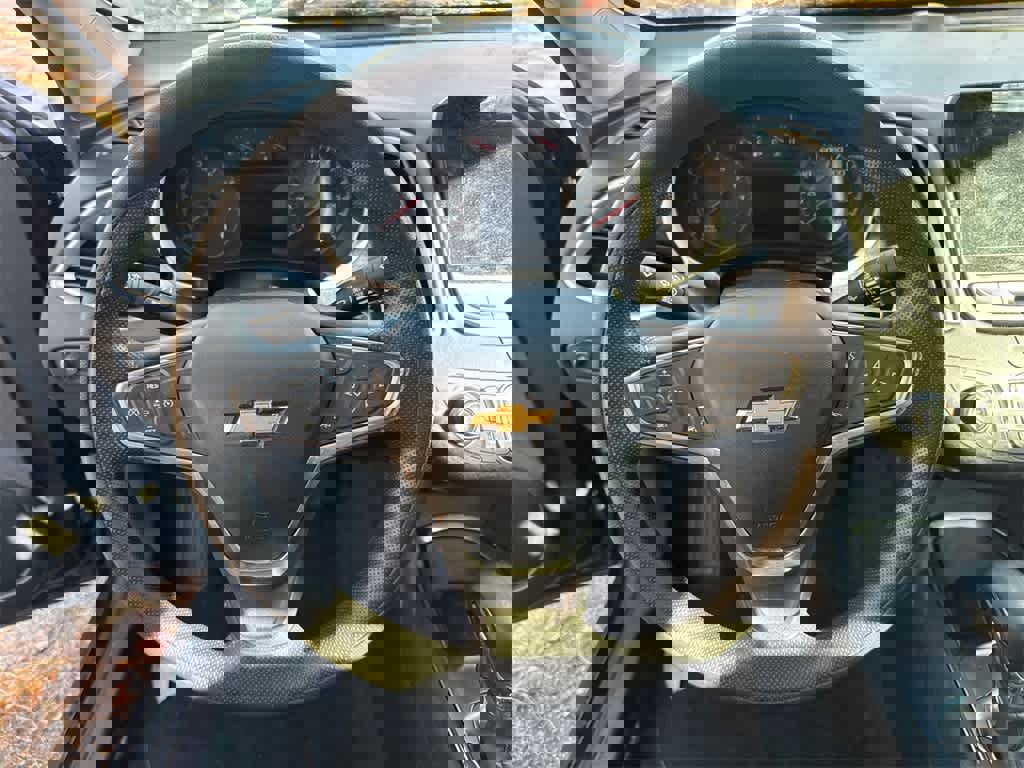 Used 2023 Chevrolet Malibu LT w/ Driver Confidence Package image 10