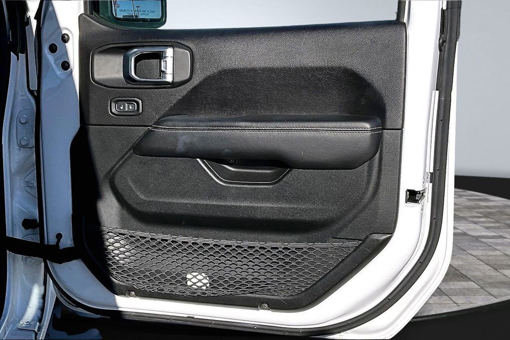 Certified 2020 Jeep Gladiator Overland image 15