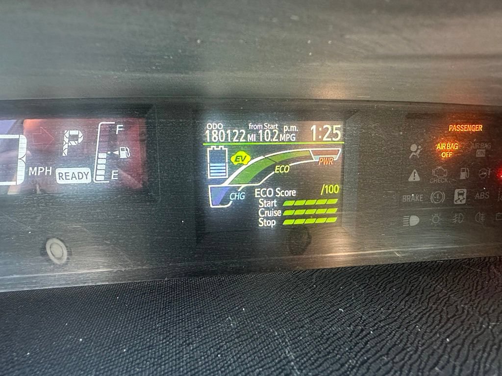 Used 2016 Toyota Prius C Two FWD image 11