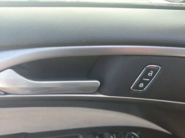 Used 2018 Ford Fusion S image 21