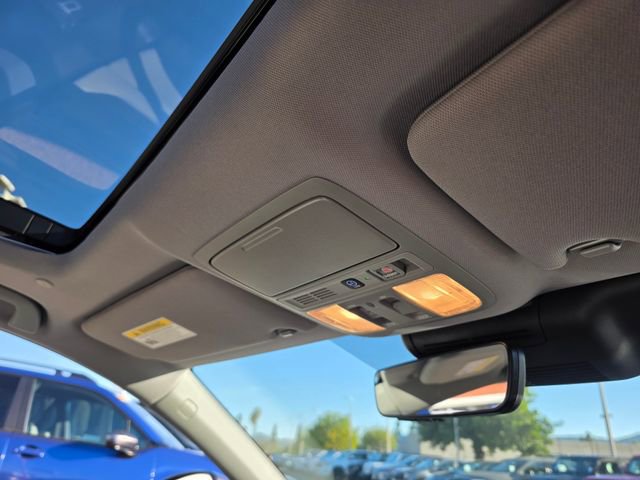 Used 2018 Honda Accord Touring image 12