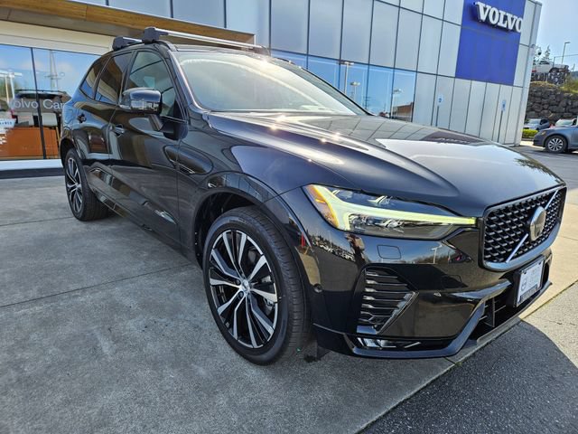Certified 2023 Volvo XC60 B5 Plus AWD/4WD image 3