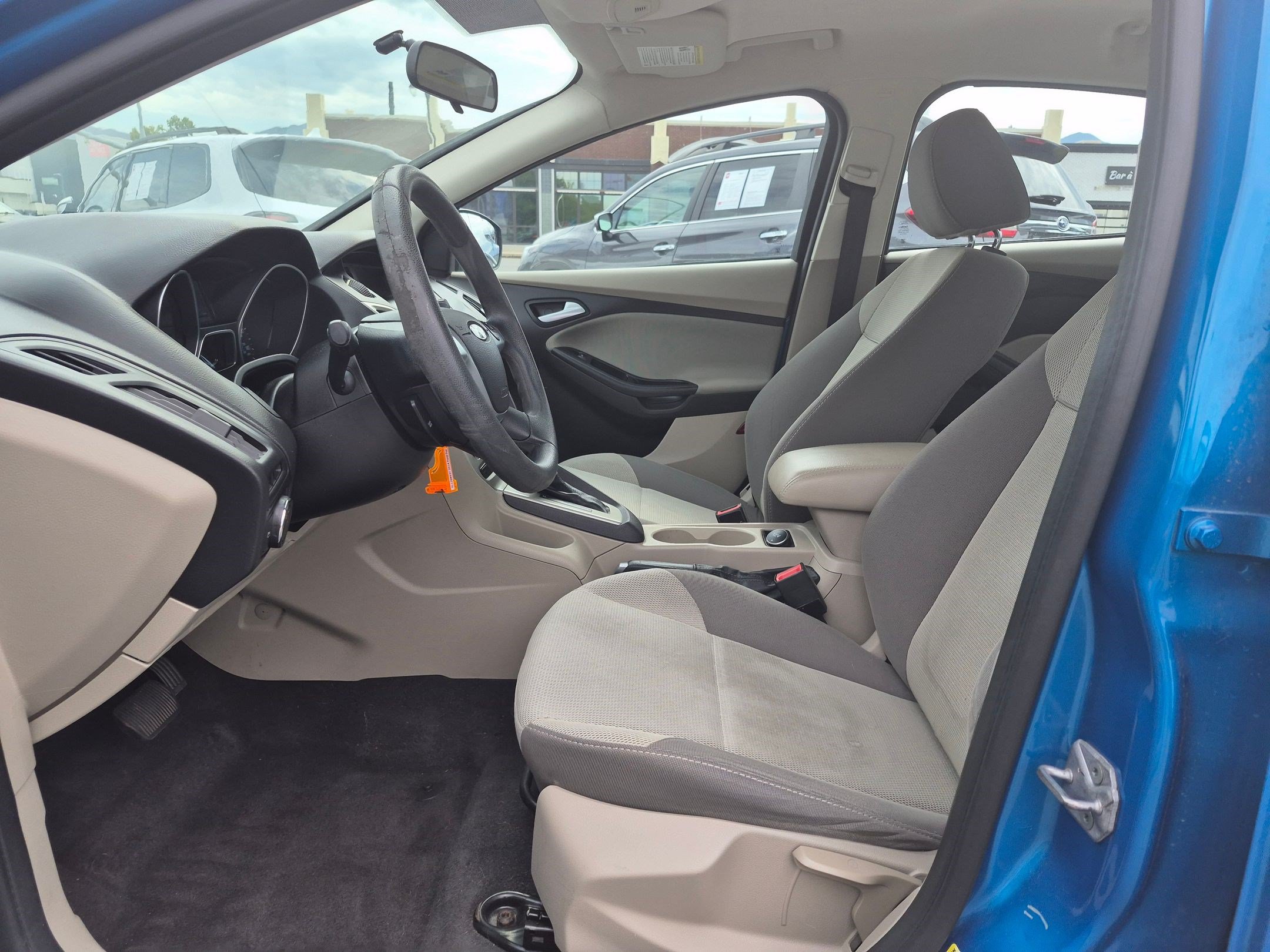 Used 2014 Ford Focus SE FWD image 17