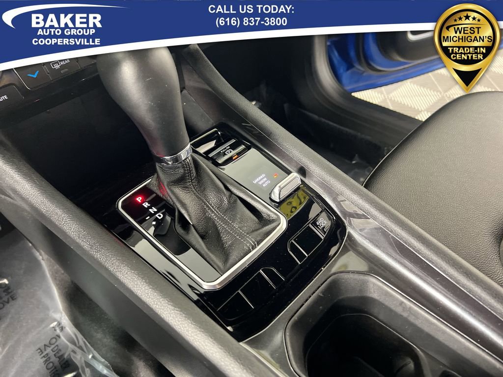 Used 2024 Jeep Compass Latitude image 16