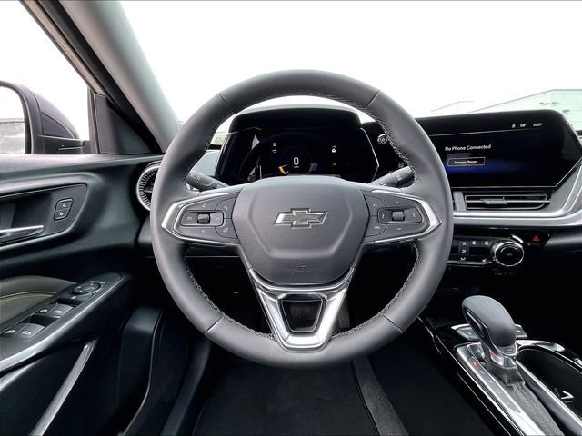 New 2026 Chevrolet Trax ACTIV w/ Sunroof Package FWD image 15