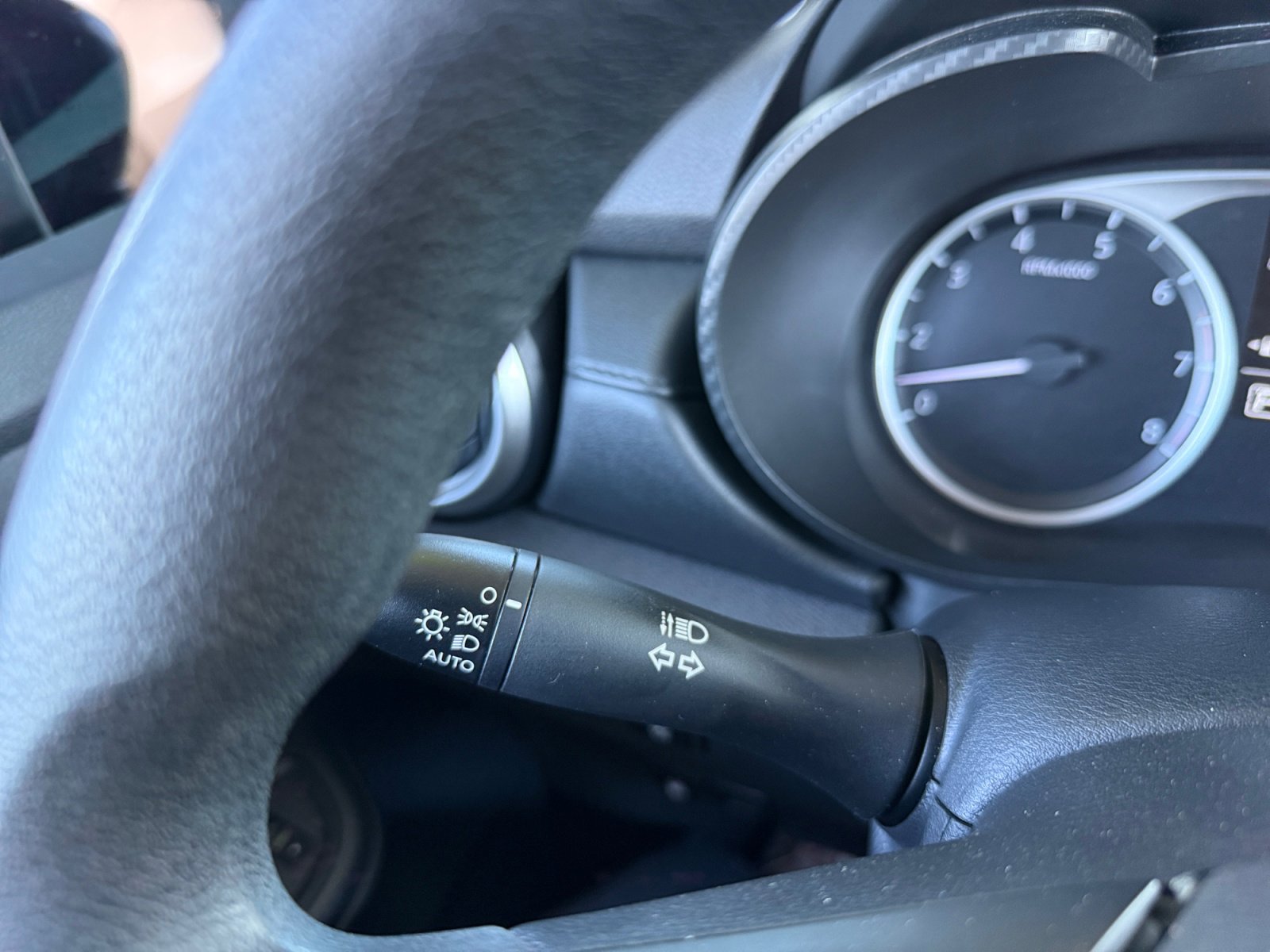 Used 2025 Nissan Versa S w/ S Plus Package image 23