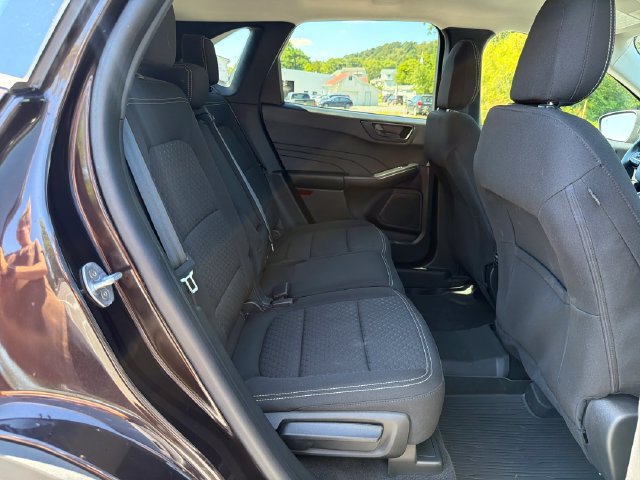 Used 2023 Ford Escape Active w/ Tech Pack #1 AWD/4WD image 14
