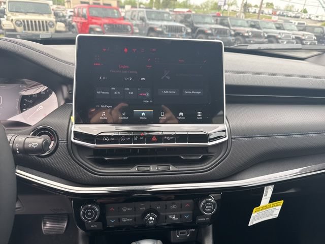 New 2026 Jeep Compass Limited AWD/4WD image 15