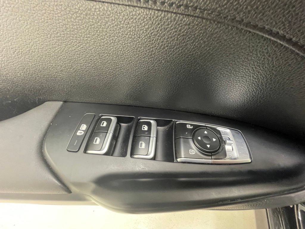 Used 2025 Kia K5 LXS FWD image 12
