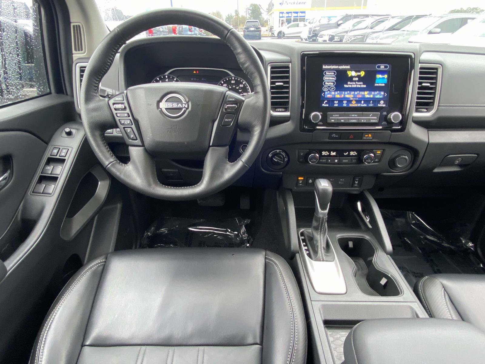 Used 2024 Nissan Frontier SL image 10
