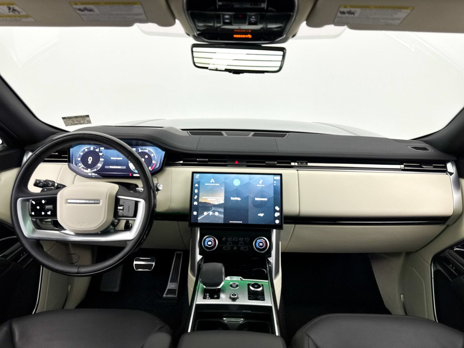 Used 2023 Land Rover Range Rover SE AWD/4WD image 28