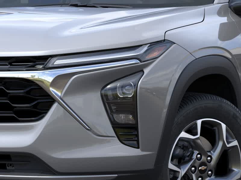 New 2026 Chevrolet Trax LT w/ Sunroof Package FWD image 10