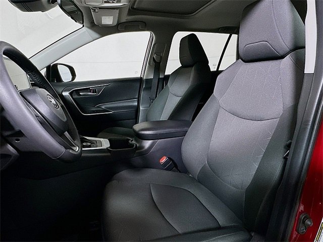 Used 2024 Toyota RAV4 XLE w/ Convenience Package image 11