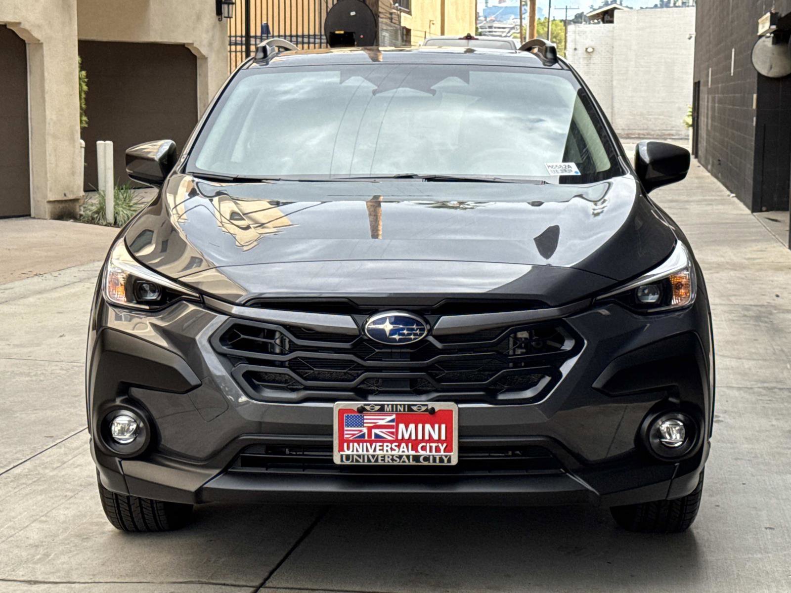 Used 2025 Subaru Crosstrek 2.0i Premium image 2