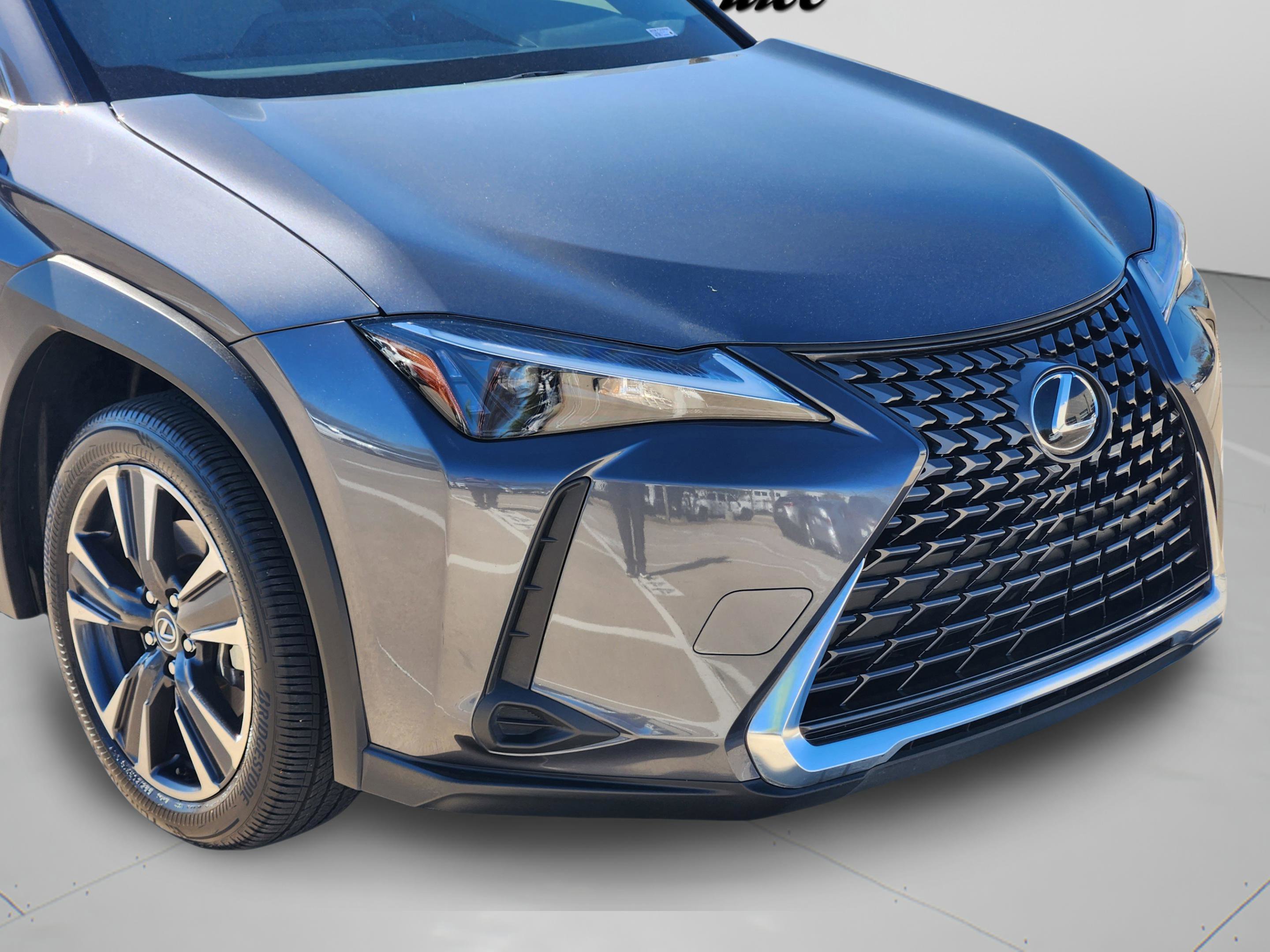 Certified 2025 Lexus UX 300h FWD image 36