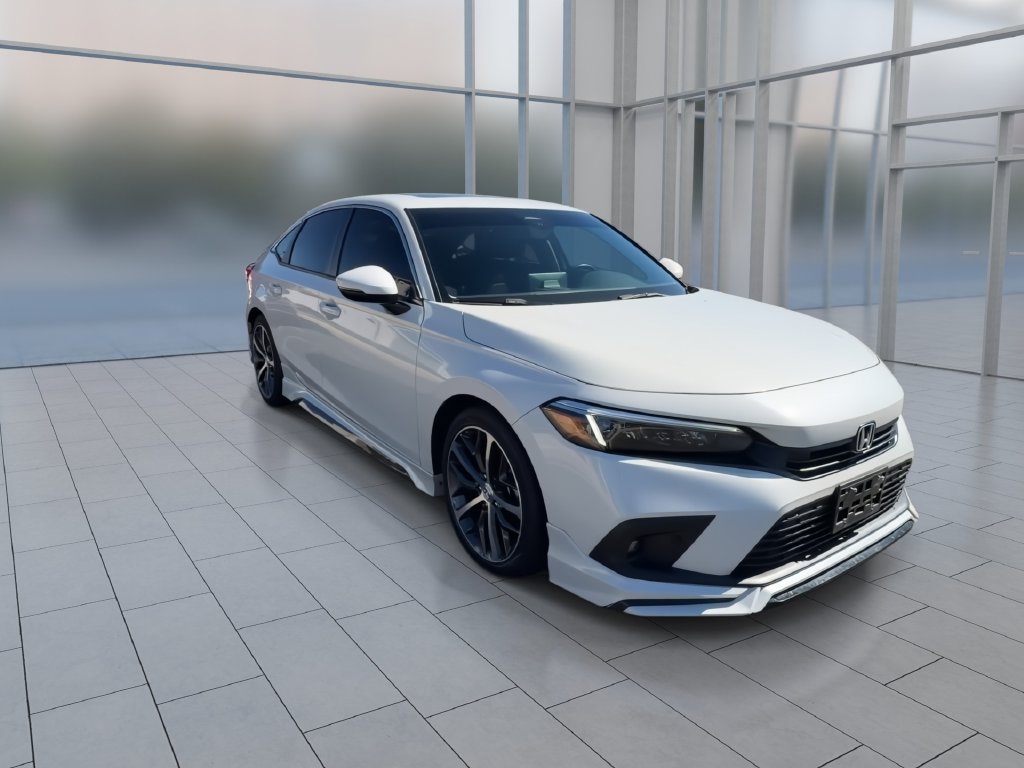Used 2024 Honda Civic Touring image 2