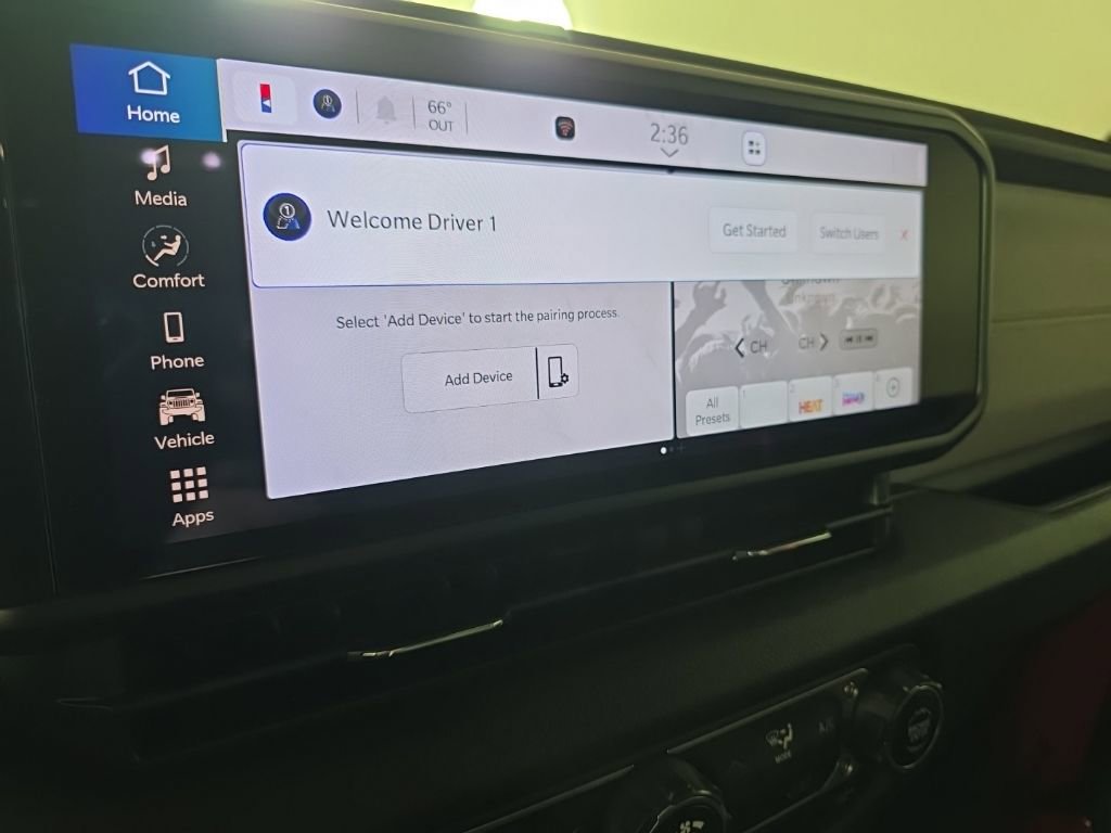 Used 2024 Jeep Wrangler Sport S AWD/4WD image 16