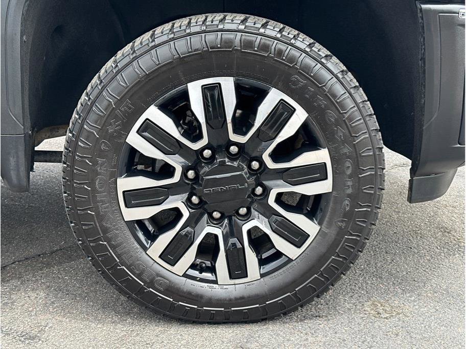 Used 2024 GMC Sierra 2500 Denali Ultimate w/ Max Trailering Package image 29