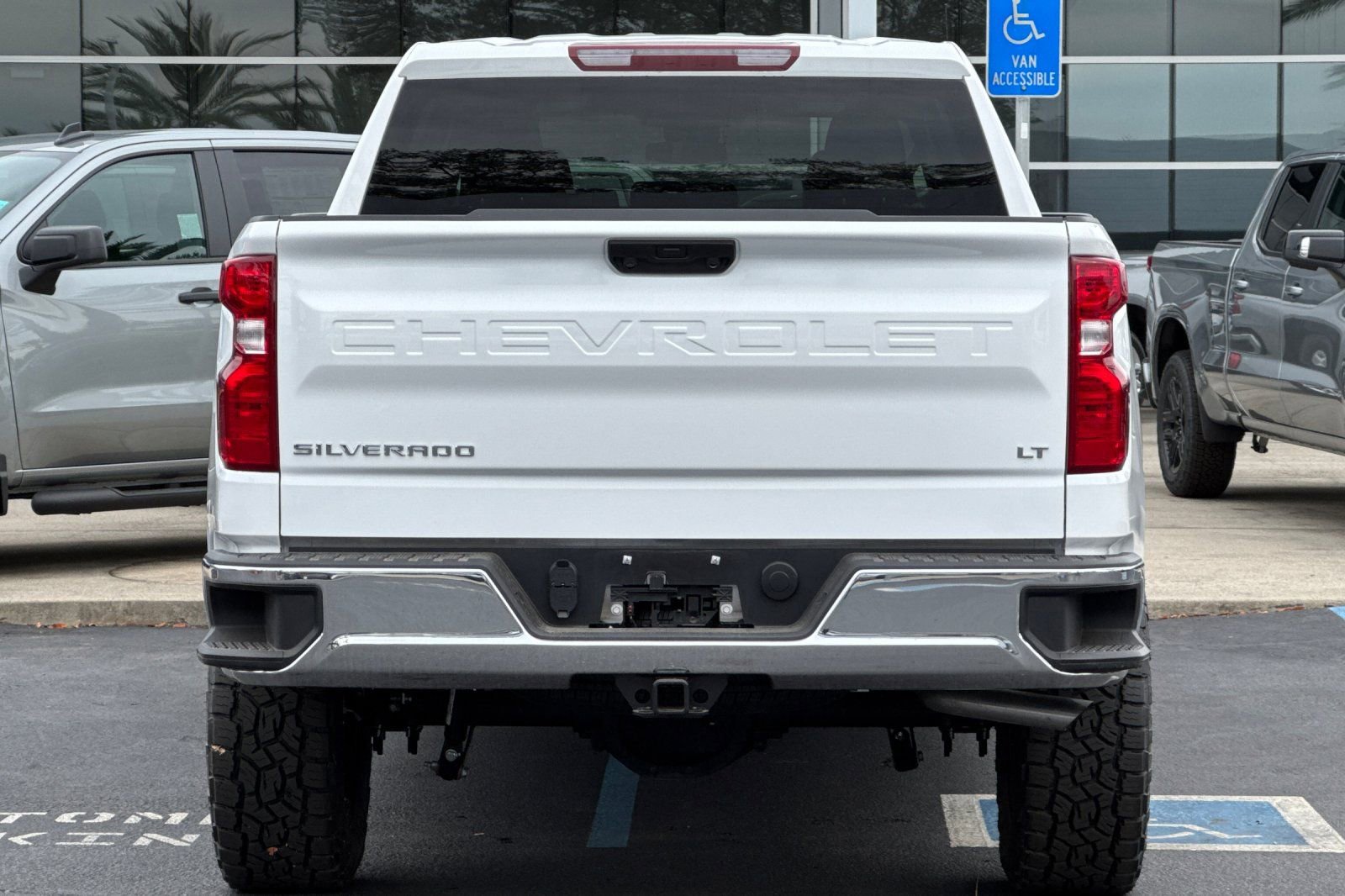 New 2025 Chevrolet Silverado 1500 LT image 4