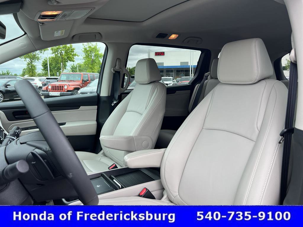Certified 2026 Honda Odyssey EX-L image 15