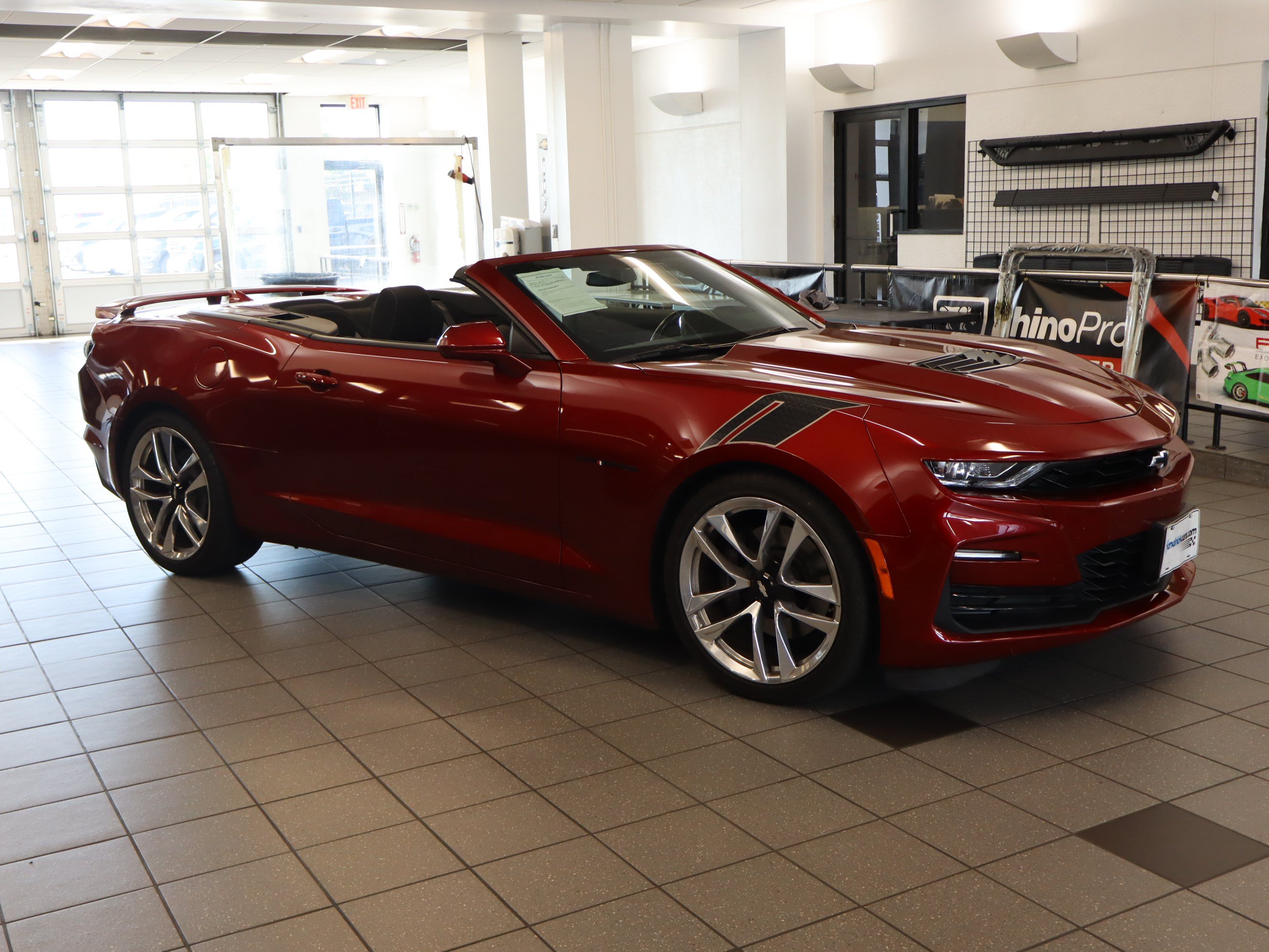 Used 2021 Chevrolet Camaro SS w/ Wild Cherry Design Package 1 RWD image 2