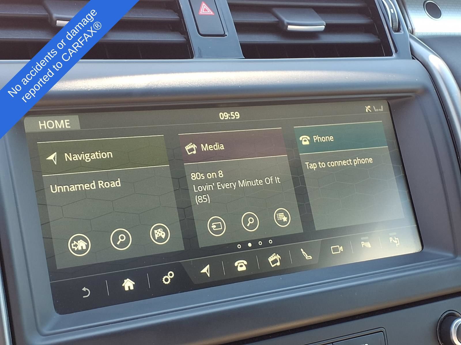Used 2020 Land Rover Discovery Landmark AWD/4WD image 24
