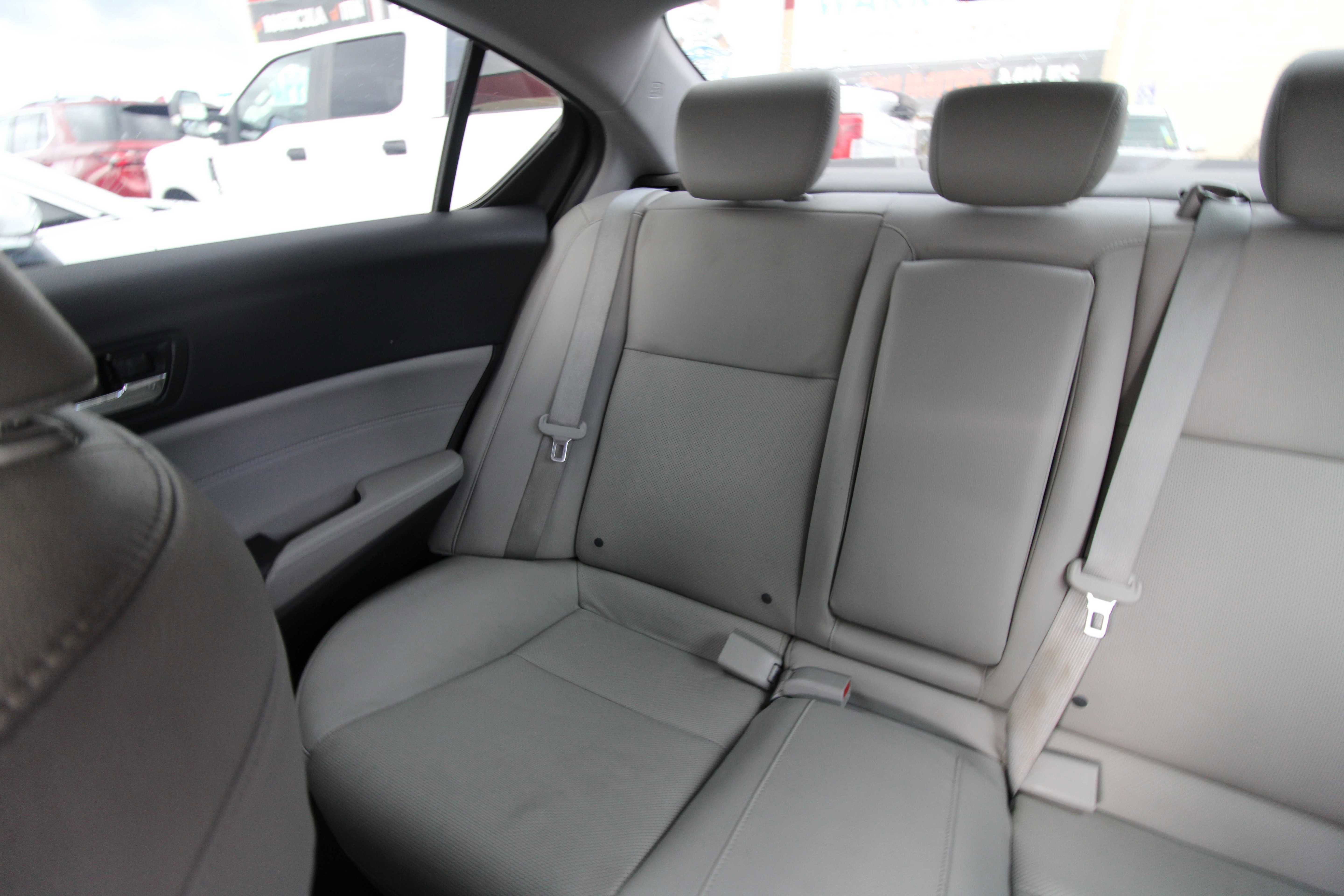 Used 2017 Acura ILX image 23