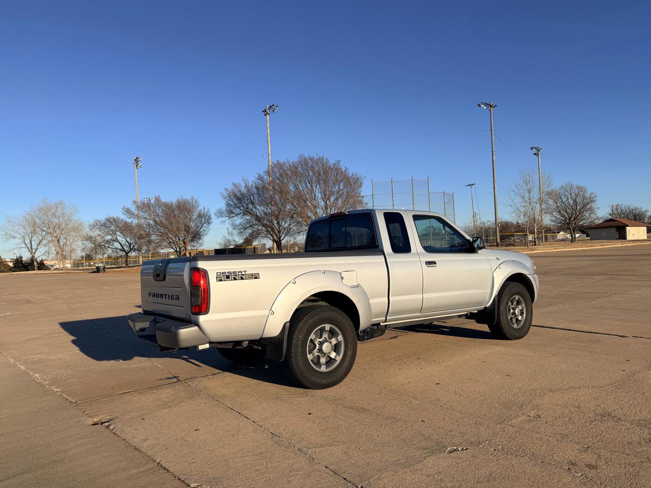 Used 2004 Nissan Frontier XE Desert Runner w/ (VTP) Value Truck Pkg RWD image 28