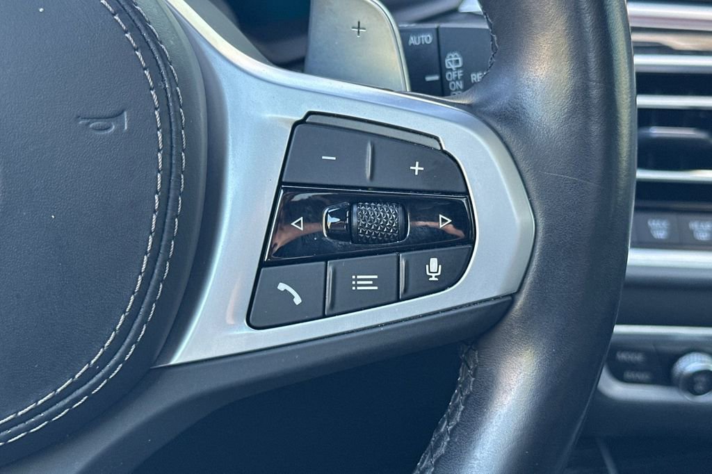 Used 2022 BMW X7 M50i image 31