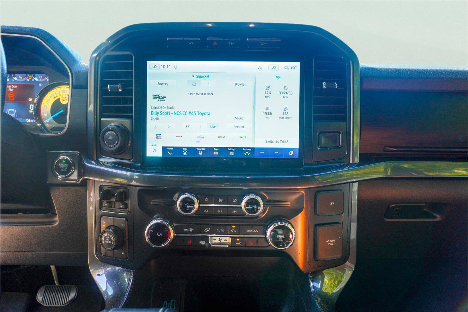 Used 2022 Ford F150 XLT w/ Equipment Group 302A High AWD/4WD image 26