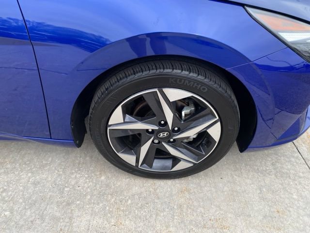 Used 2023 Hyundai Elantra SEL w/ Convenience Package FWD image 13