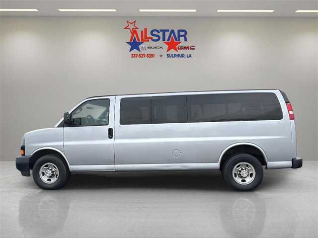 Used 2019 Chevrolet Express 3500 LS image 3