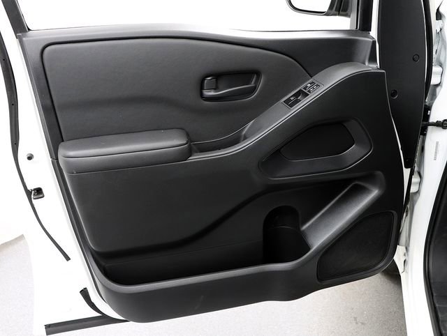 Used 2024 Nissan Frontier S w/ S Utility Package image 23