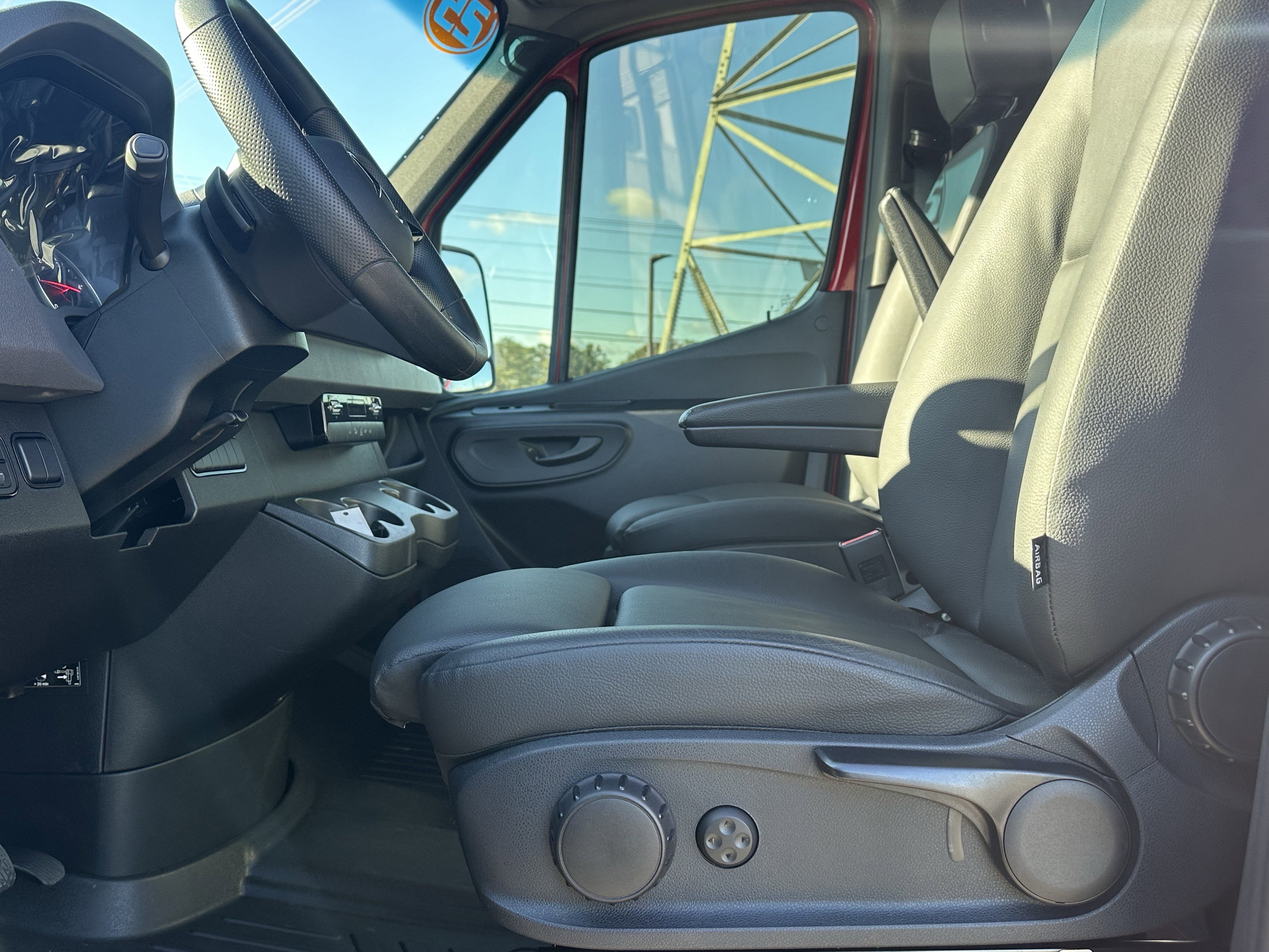 Used 2025 Mercedes-Benz Sprinter 3500 image 8