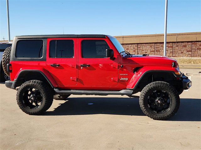 Used 2018 Jeep Wrangler Unlimited Sahara image 5
