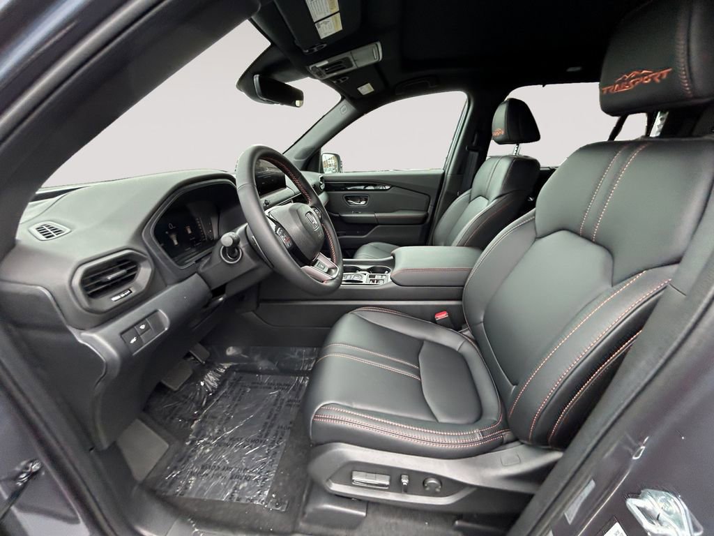 New 2026 Honda Pilot TrailSport image 9