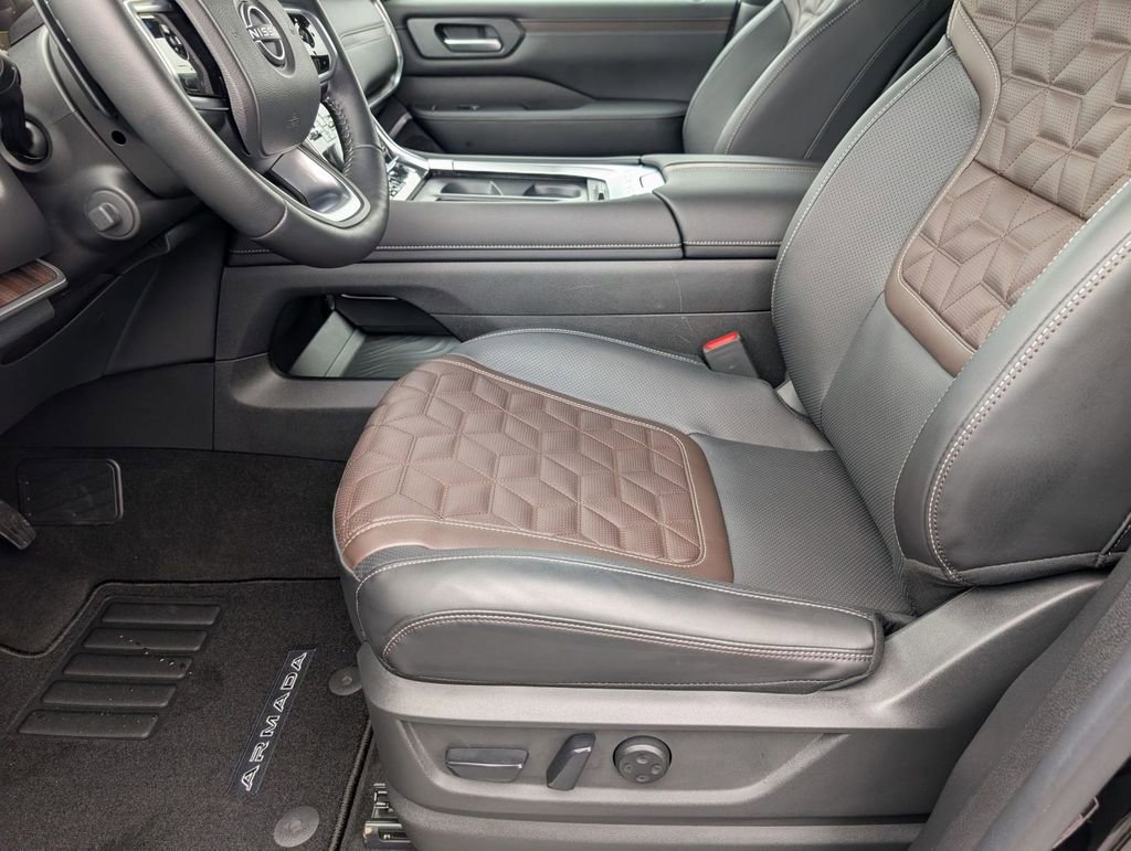 Used 2025 Nissan Armada Platinum image 22