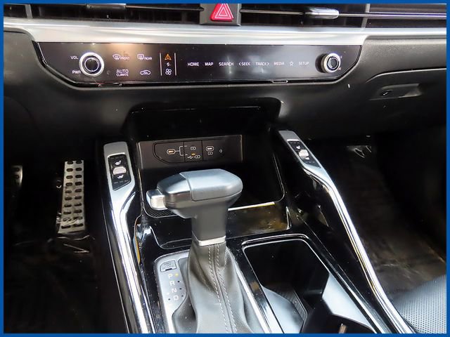 Used 2024 Kia Sorento SX Prestige image 19