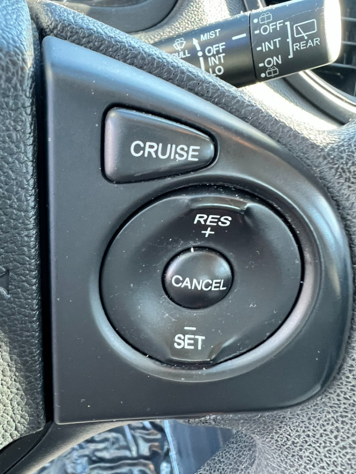Used 2015 Honda CR-V LX image 12