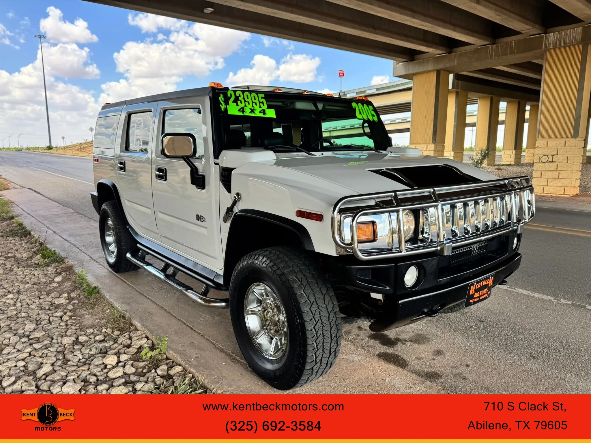 Used 2005 HUMMER H2 w/ Preferred Equipment Group AWD/4WD image 1