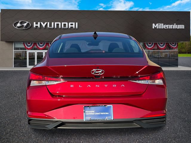 Certified 2023 Hyundai Elantra SEL FWD image 7