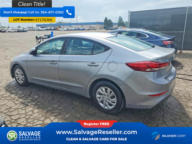 Used 2017 Hyundai Elantra SE FWD image 3